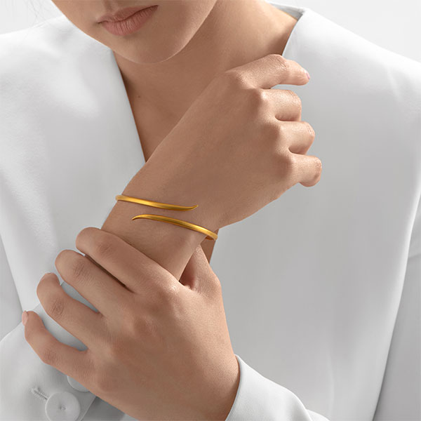 Gold Bangle - Arrow **Matte Finish** - 23.9 Grams, 24K Pure