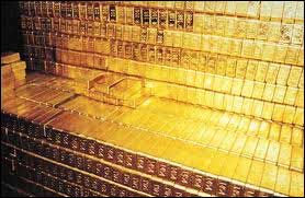 Central banks aggressively buying gold