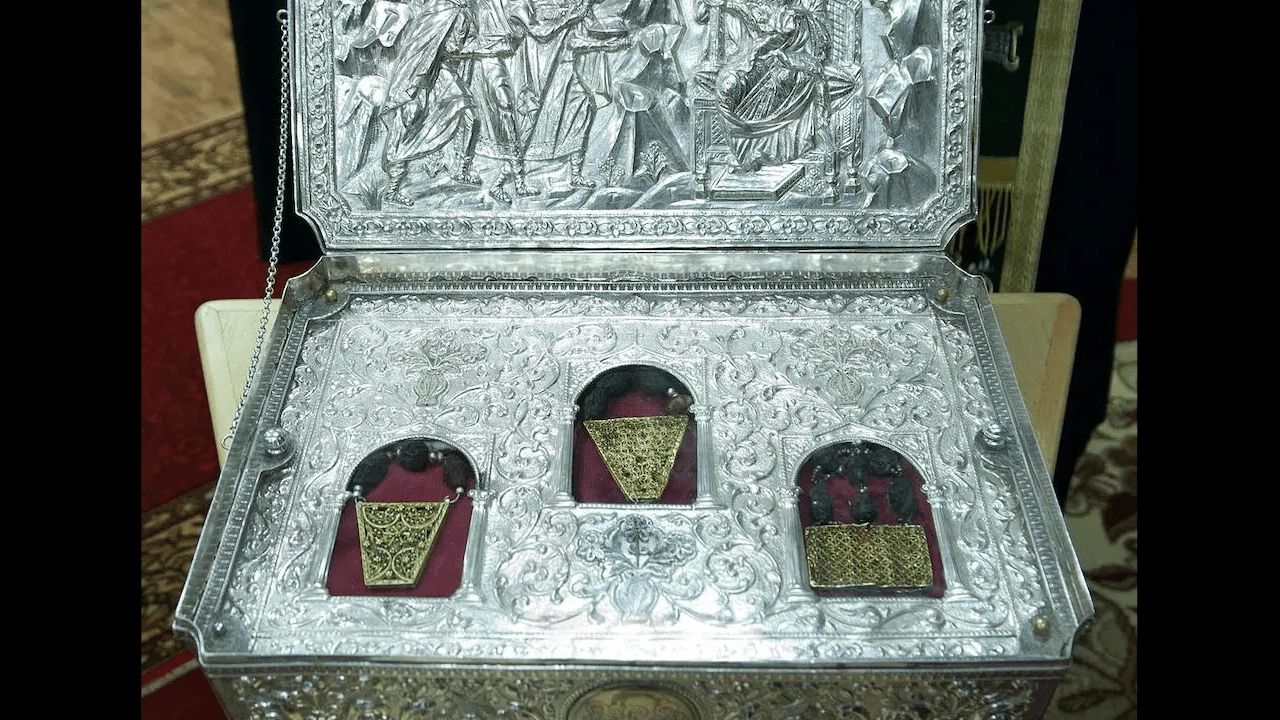 Gold: A Gift for Kings and the Divine