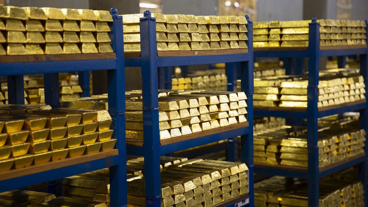 Central Bank Gold Buying in 2023 Topped 1,000 Tons - Just Shy of 2022 Record