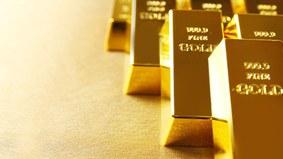 gold-stands-fast-defies-pundits-featured
