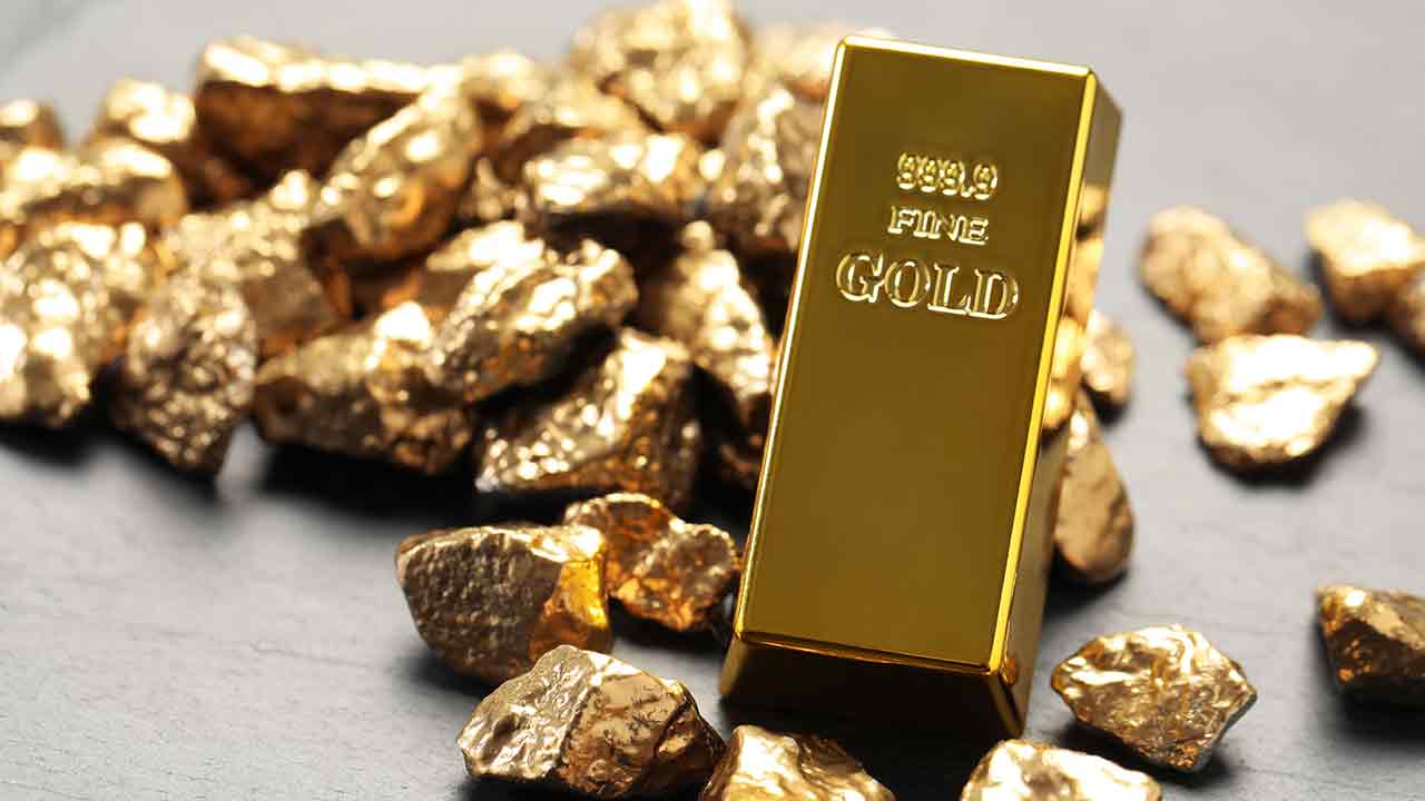 Strange Times for Gold